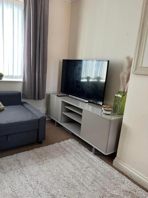 1 Bedroom Flat Sleeps 4 In Abingdon Oxfordshire Exterior photo
