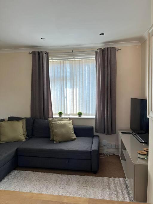 1 Bedroom Flat Sleeps 4 In Abingdon Oxfordshire Exterior photo